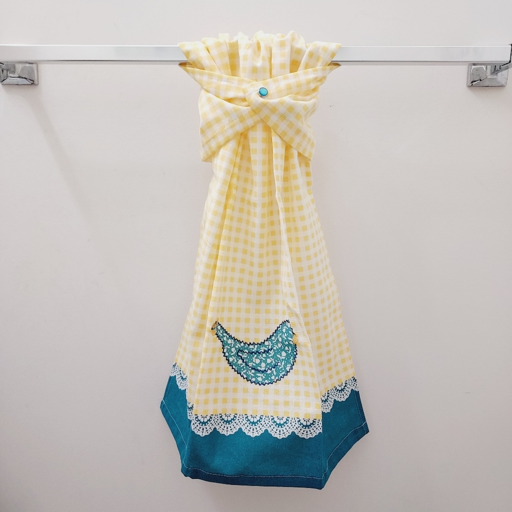 ❤️New!❤️#9119-B ■Pioneer Woman Bird in teal/white hand towel+TEAL PEARL SNAP🤍